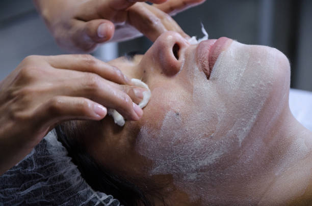 HydraFacial / Deep Cleansing Facial